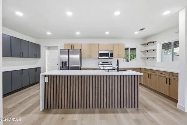 $799,999 | 3144 North 34th Street, Phoenix, AZ 85018