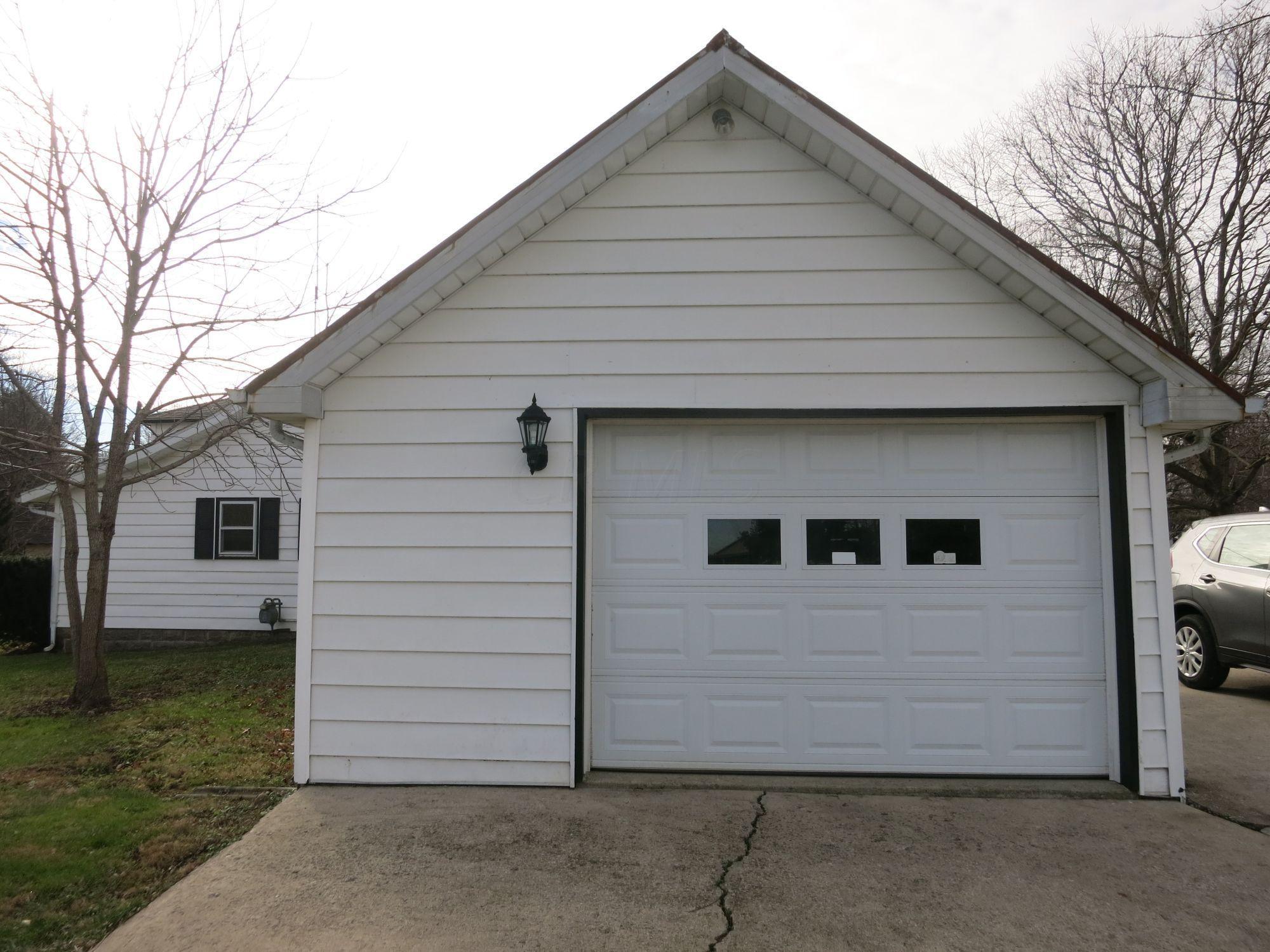4095 North Old State Road Delaware, OH 43015 - Photo 8 of 33