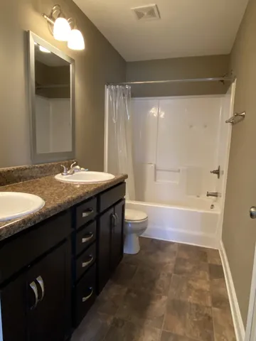 $1,950 | 548 Magnolia Drive, Clarksville, TN 37042