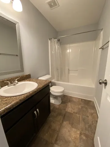 $1,950 | 548 Magnolia Drive, Clarksville, TN 37042