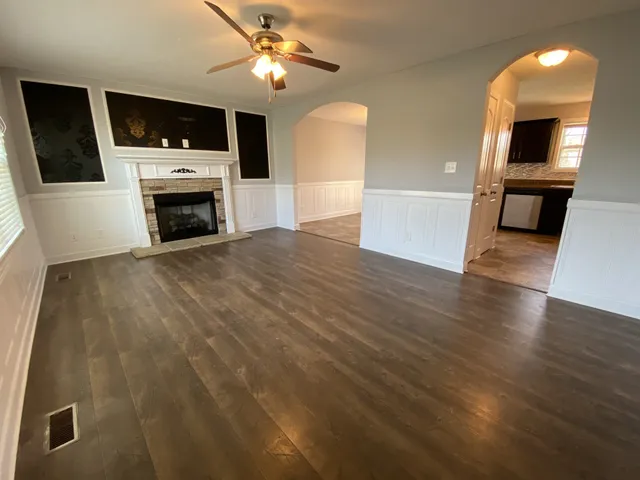 $1,950 | 548 Magnolia Drive, Clarksville, TN 37042