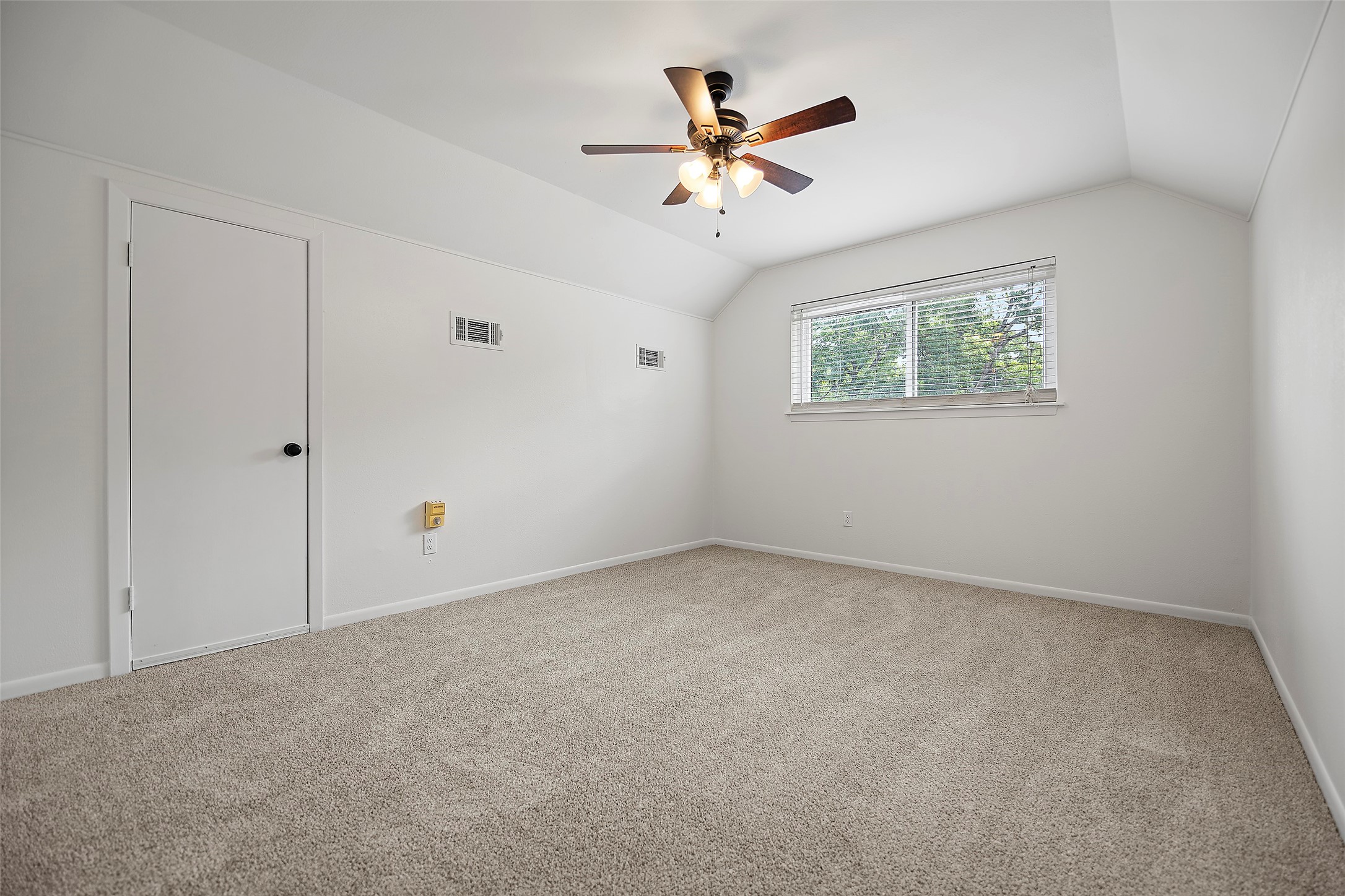 10642 Mayfield Road Houston, TX 77043 - Photo 31 of 40 Gallery Image 31