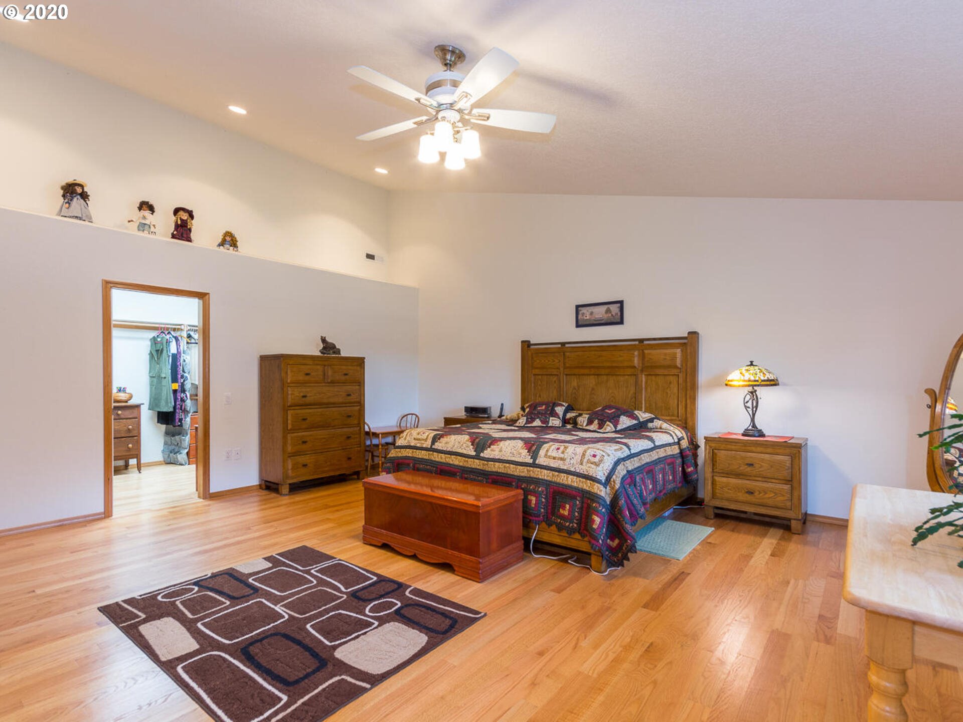 29830 Southeast Currin Road Estacada, OR 97023 - Photo 14 of 32 Gallery Image 14