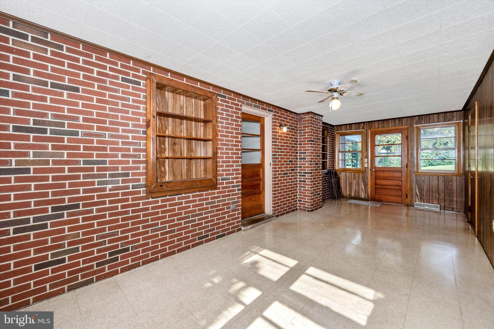 11802 Cash Smith Road Keymar, MD 21757 - Photo 20 of 37 Built-in Shelves!