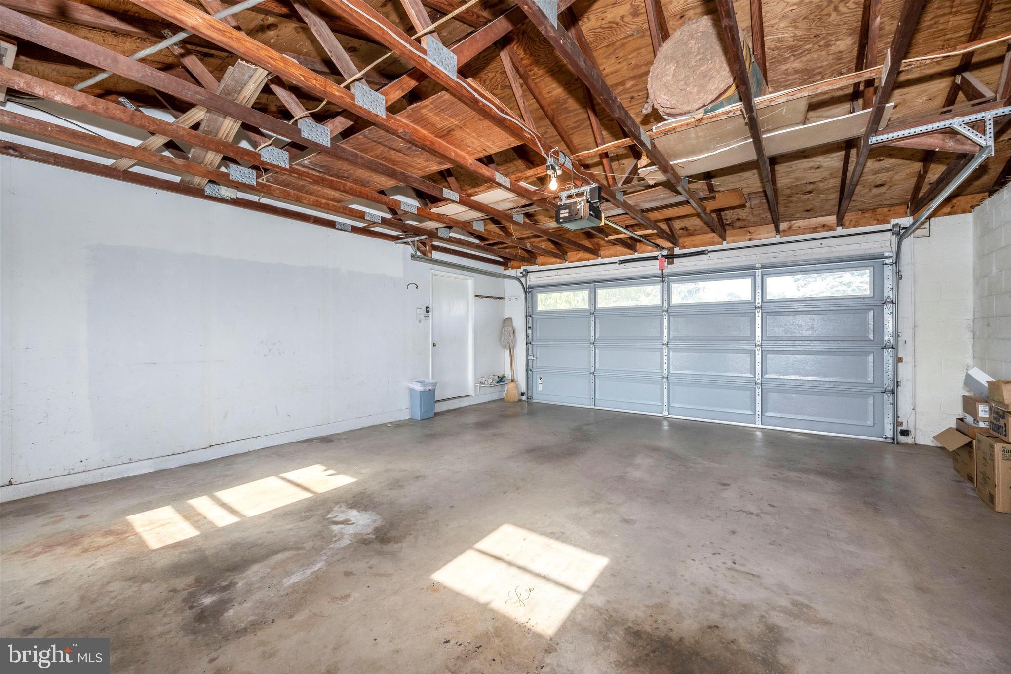 11802 Cash Smith Road Keymar, MD 21757 - Photo 25 of 37 Large Garage