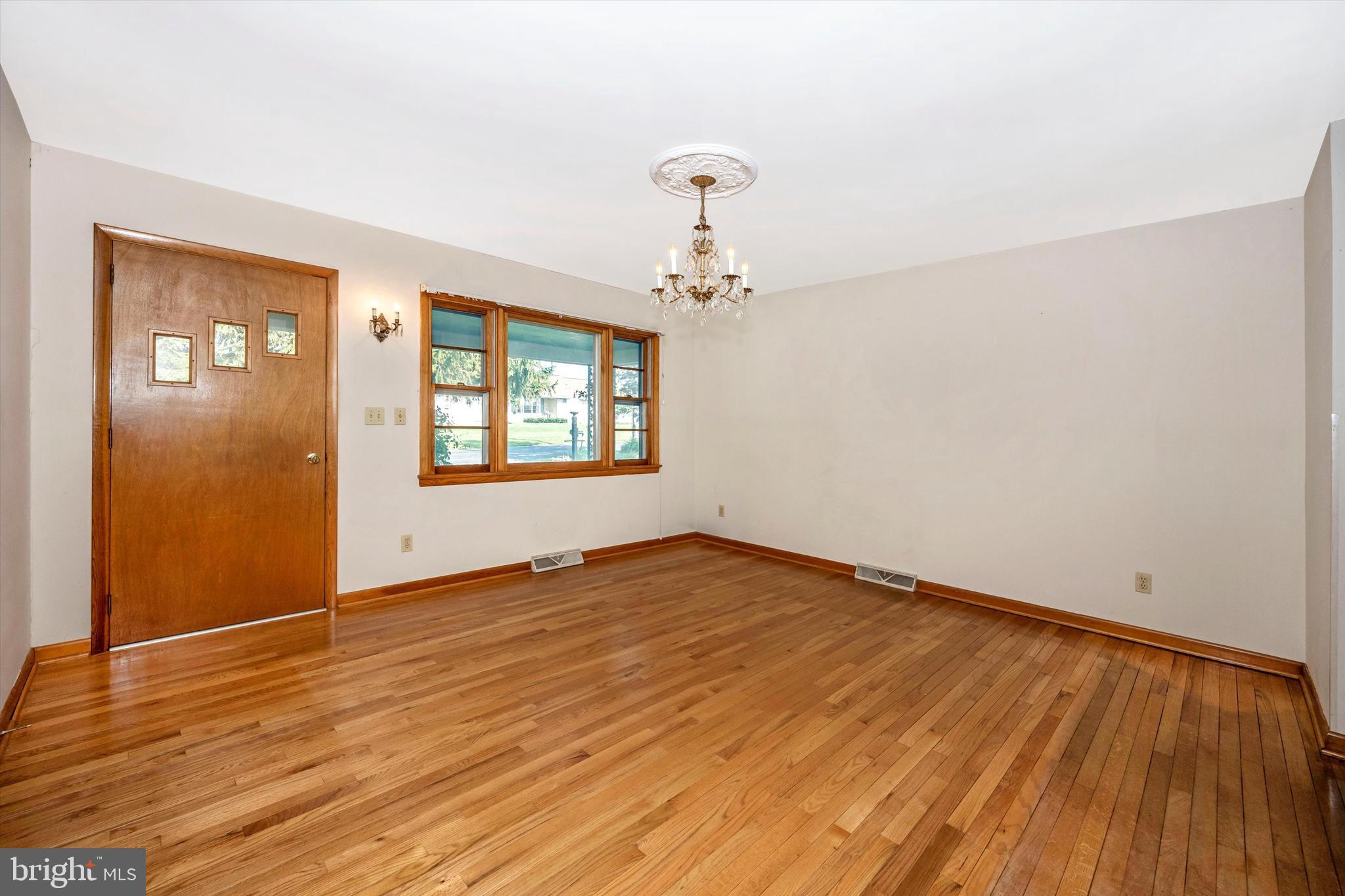 11802 Cash Smith Road Keymar, MD 21757 - Photo 4 of 37 Living Room with Hardwood Flooring!