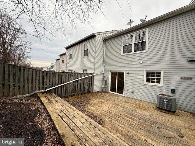 $1,895 | 3635 McDowell Court, Dumfries, VA 22026