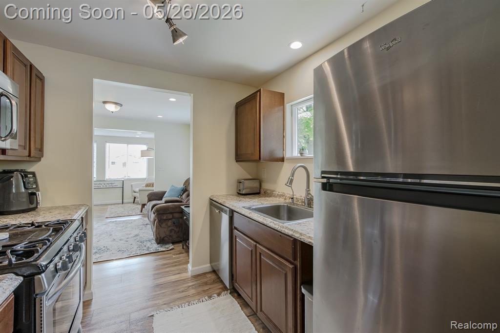 6281 Waldon Road Clarkston, MI 48346 - Photo 6 of 36 Gallery Image 6