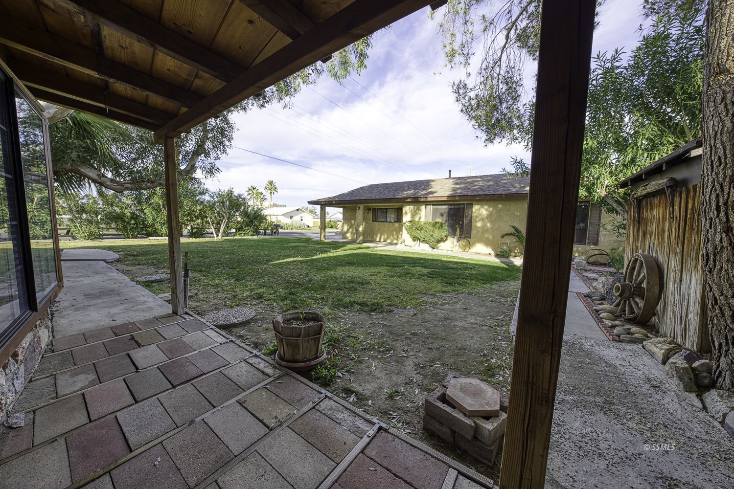 223 West Church Avenue Ridgecrest, CA 93555 - Photo 28 of 44