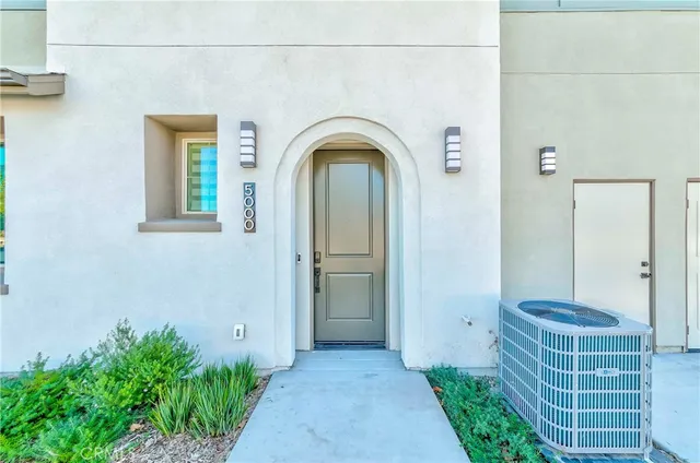 $1,100,000 | 5000 Clementine Lane, Cypress, CA 90630