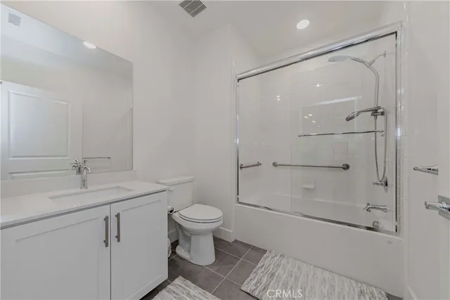 $1,100,000 | 5000 Clementine Lane, Cypress, CA 90630