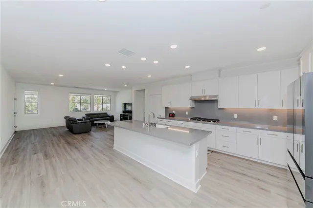 $1,095,000 | 5000 Clementine Lane, Cypress, CA 90630