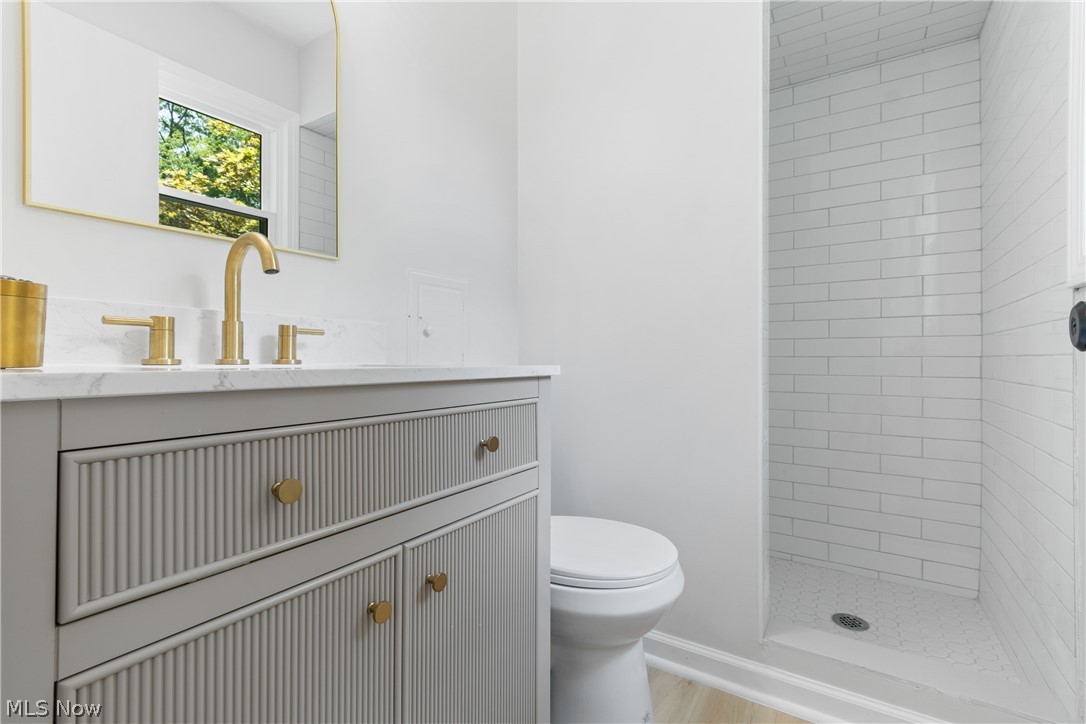 7202 Kingsview Road Northfield, OH 44067 - Photo 22 of 39 Gallery Image 22