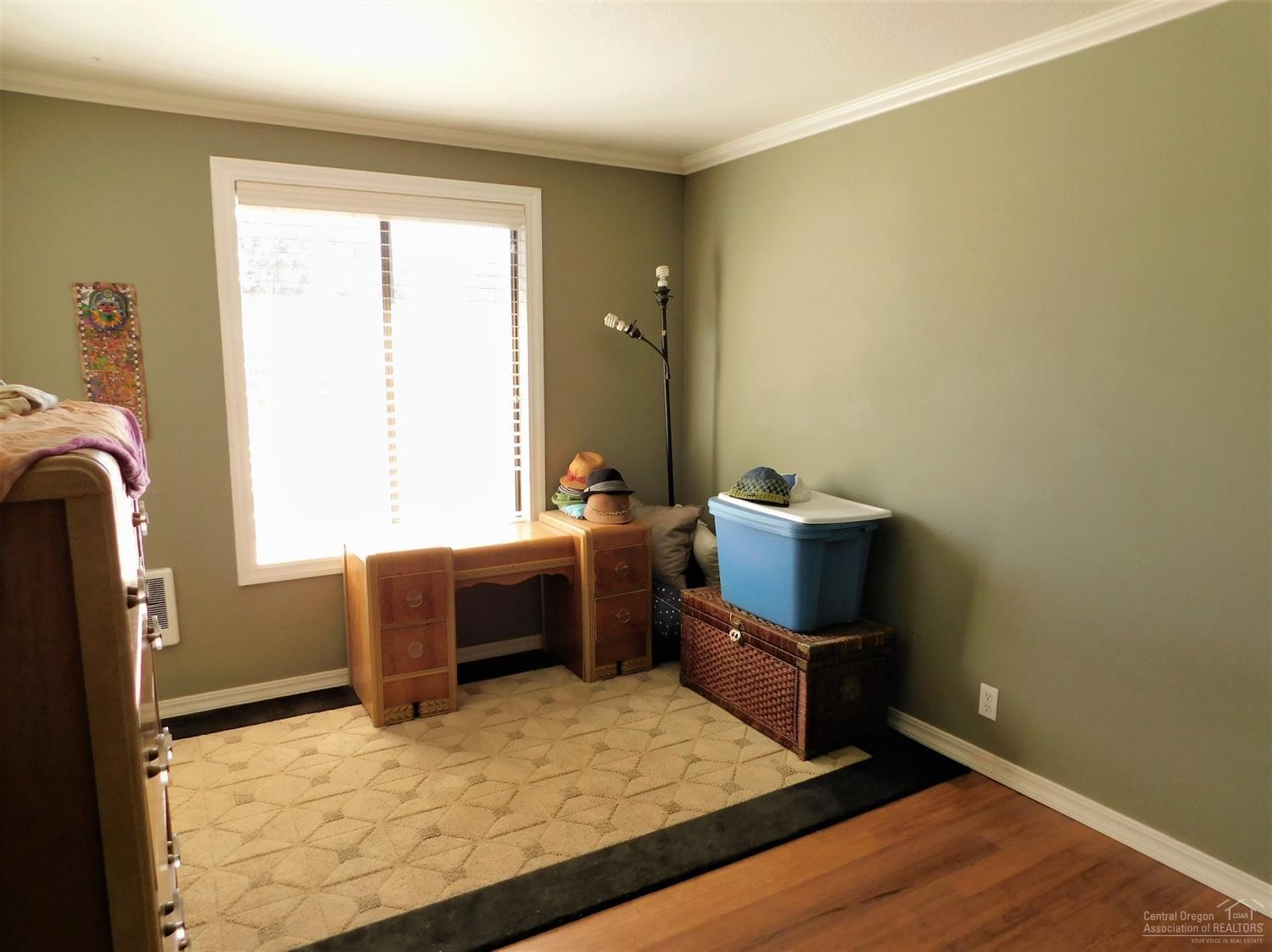 2062 Northeast Wells Acres Road Bend, OR 97701 - Photo 10 of 19 Additional Photo