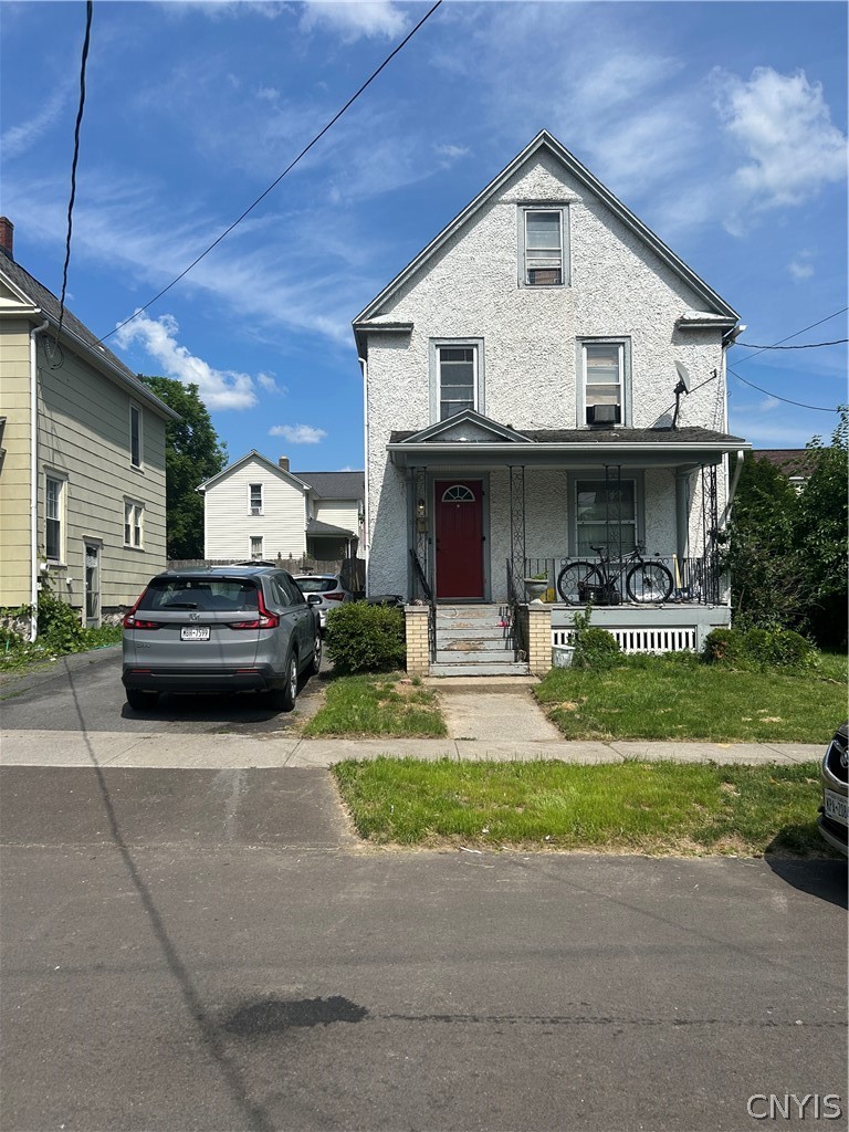 32 Chestnut Street Auburn, NY 13021 - Photo 1 of 6