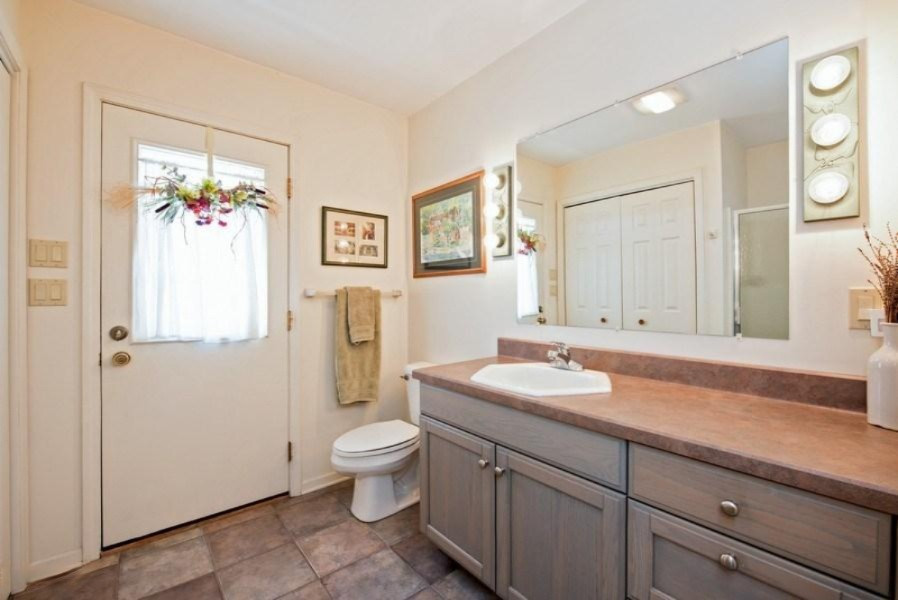 10468 Hills Road Baroda, MI 49101 - Photo 17 of 33 16