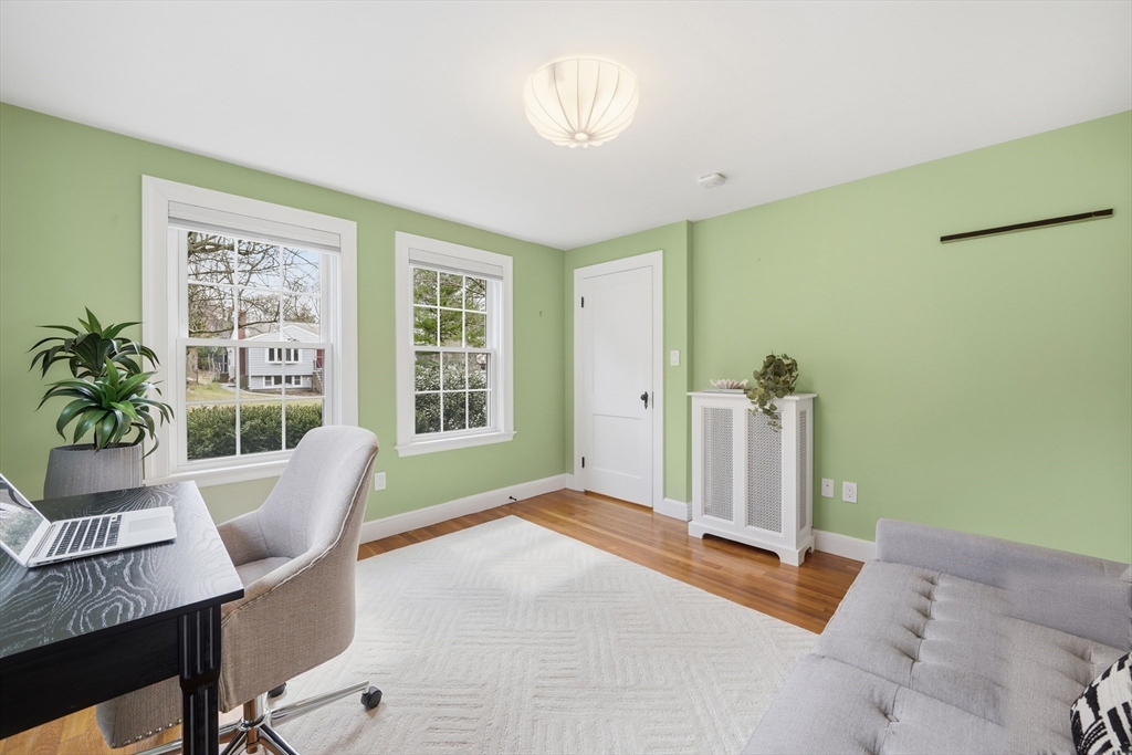 40 Englewood Road Winchester, MA 01890 - Photo 13 of 42