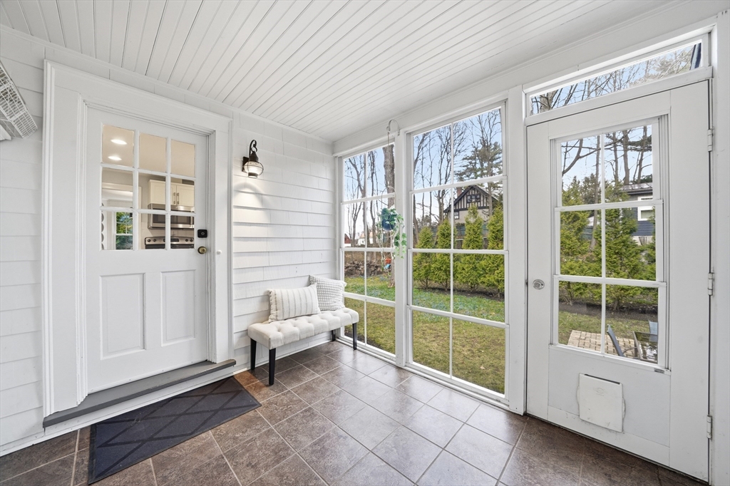 40 Englewood Road Winchester, MA 01890 - Photo 24 of 42