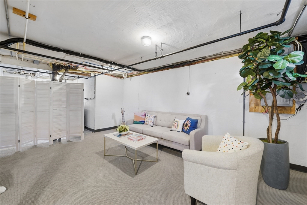 40 Englewood Road Winchester, MA 01890 - Photo 36 of 42