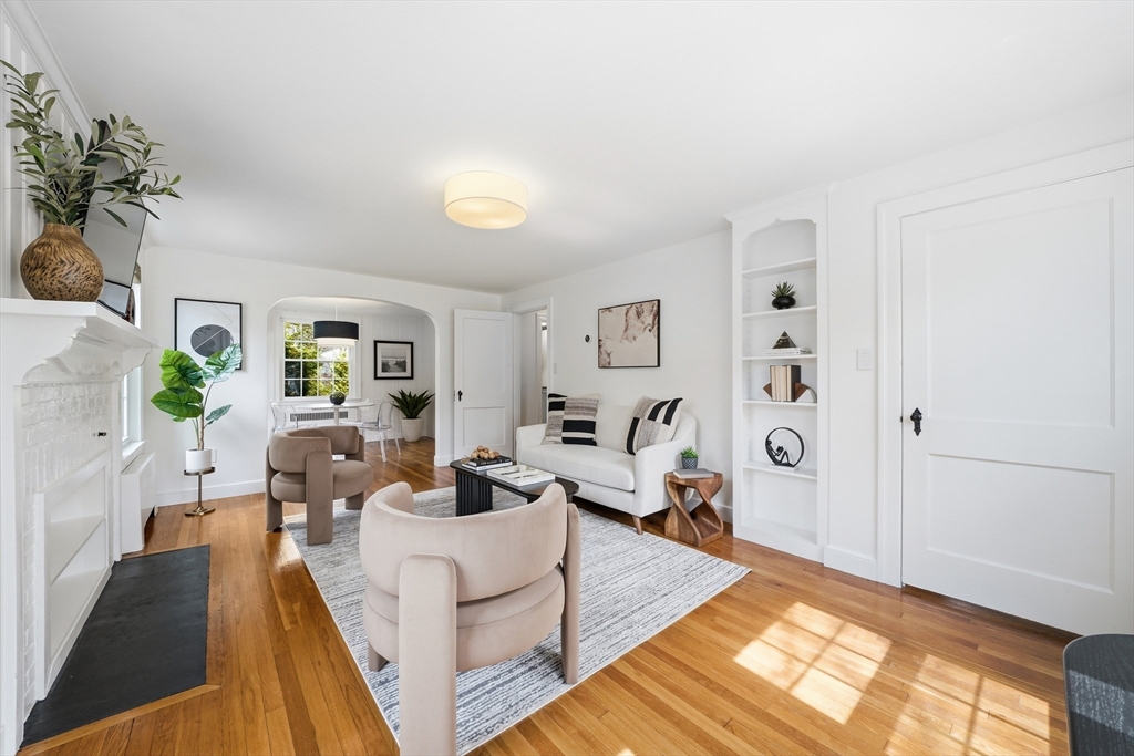 40 Englewood Road Winchester, MA 01890 - Photo 7 of 42