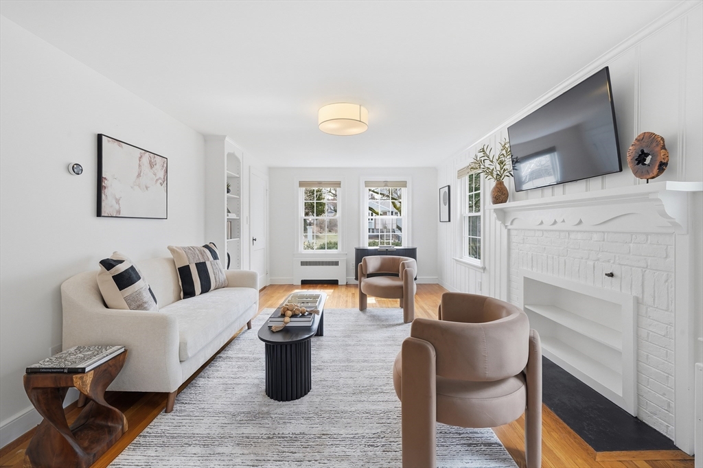 40 Englewood Road Winchester, MA 01890 - Photo 8 of 42