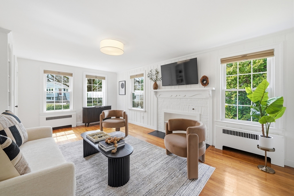 40 Englewood Road Winchester, MA 01890 - Photo 9 of 42