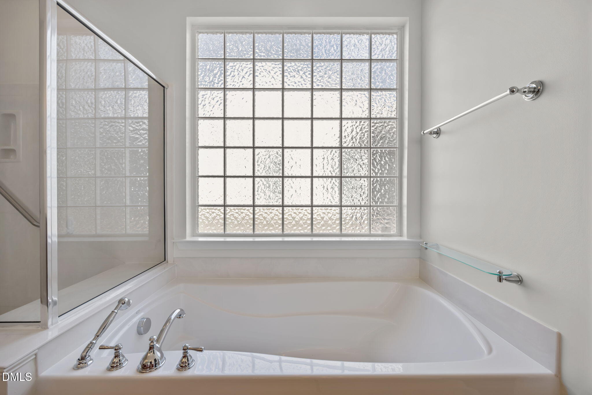 268 Beckingham Loop Cary, NC 27519 - Photo 23 of 36 a bath tub sitting next to a window