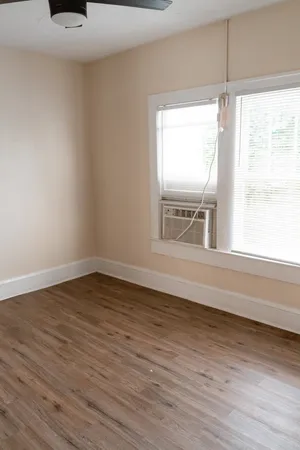 $1,000 | 515.5 North Monroe Street, Tallahassee, FL 32303