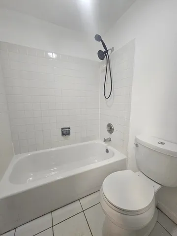 $2,200 | 841 Oxford Place, Wheeling, IL 60090