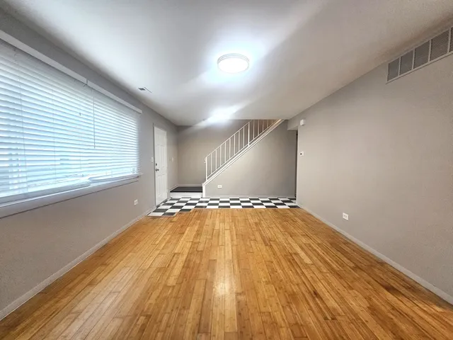 $2,200 | 841 Oxford Place, Wheeling, IL 60090