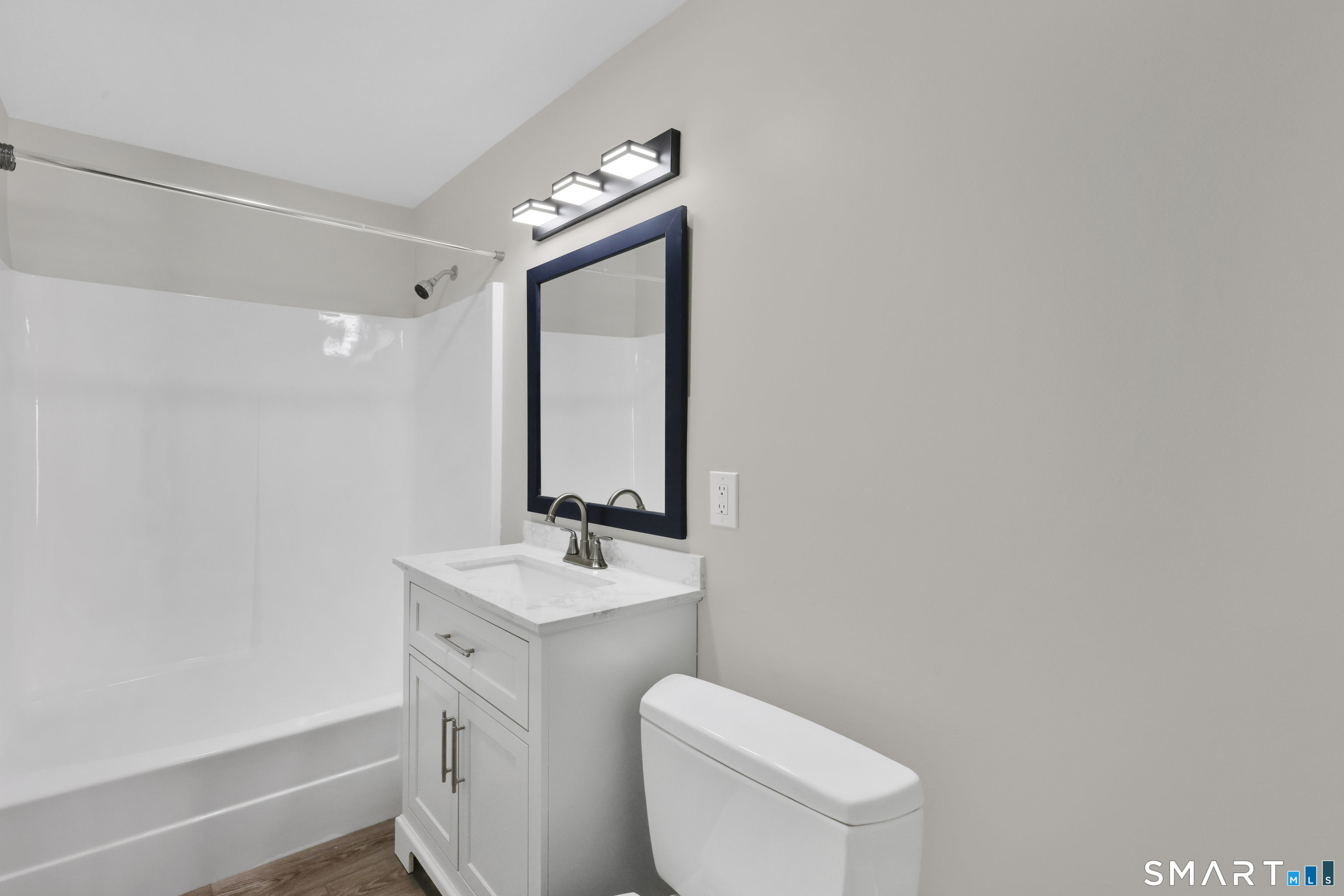 949 Pleasant Valley Road, Unit 51 South Windsor, CT 06074 - Photo 17 of 28 COMPLETELY REMODELED