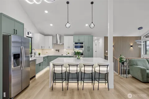 $975,000 | 16031 Southeast 167th Place, Renton, WA 98058