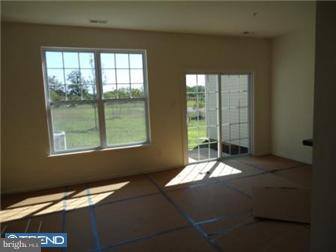 7 Old Cedarbrook Road, Unit 105 Wyncote, PA 19095 - Photo 3 of 3 Living Room