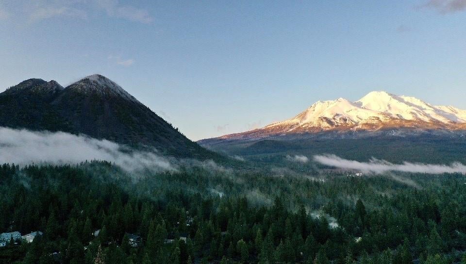 835 Davis Place Road Mount Shasta, CA 96067 - Photo 24 of 27 Gallery Image 24