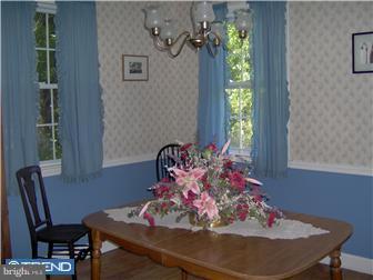 513 W Road Ridley Park, PA 19078 - Photo 5 of 8 Dining Room