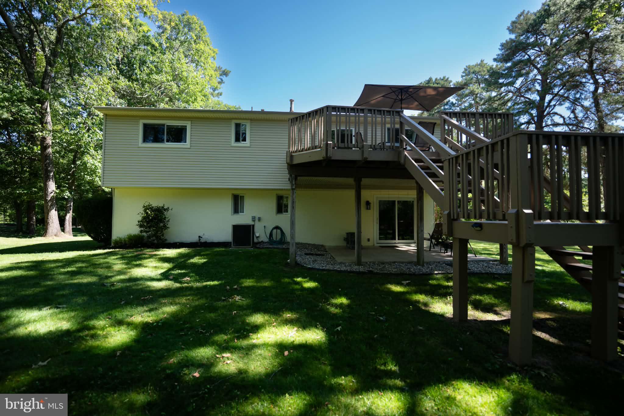 809 Anthony Road Atco, NJ 08004 - Photo 7 of 38 Very nice deck and lower patio