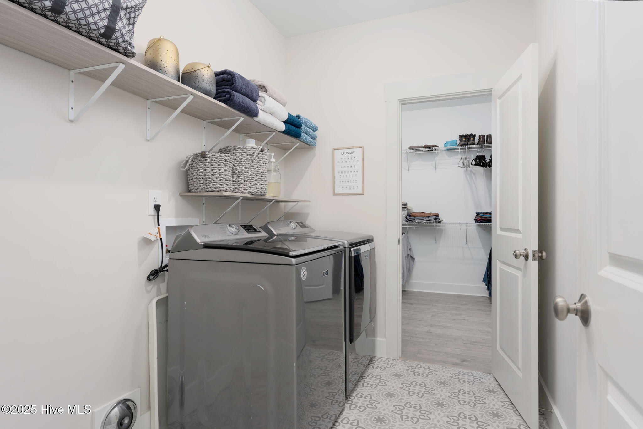 46 North Radiance Way Hampstead, NC 28443 - Photo 35 of 91 Laundry Room