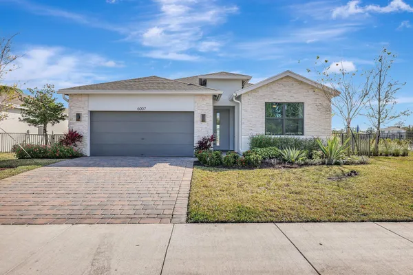 $4,000 | 6007 Southeast Skyblue Circle, Stuart, FL 34997