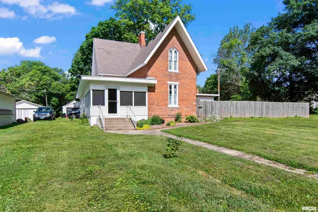 $198,500 | 508 North Washington Street, Mount Pulaski, IL 62548