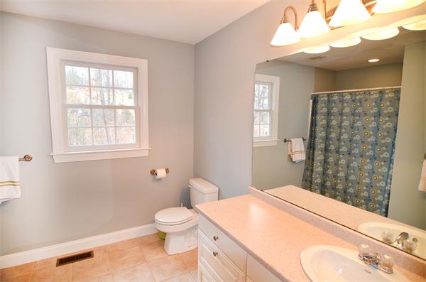 79 2nd Road Marlborough, MA 01752 - Photo 16 of 30 Gallery Image 16