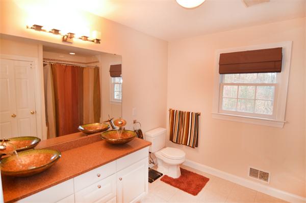 79 2nd Road Marlborough, MA 01752 - Photo 21 of 30 Gallery Image 21