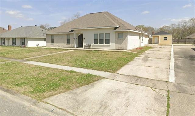1545 Montgomery Dr  