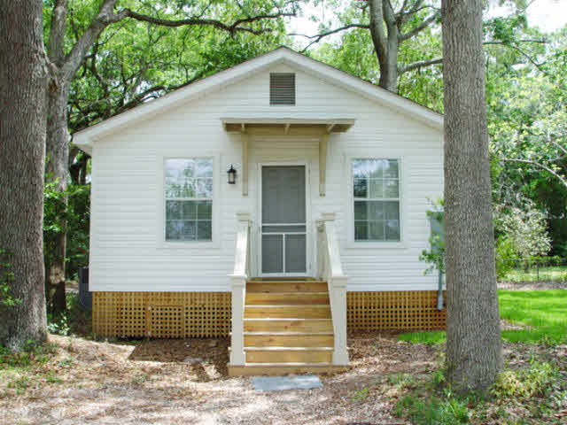 109 Powell Avenue, Unit B Fairhope, AL 36532 - Photo 1 of 12