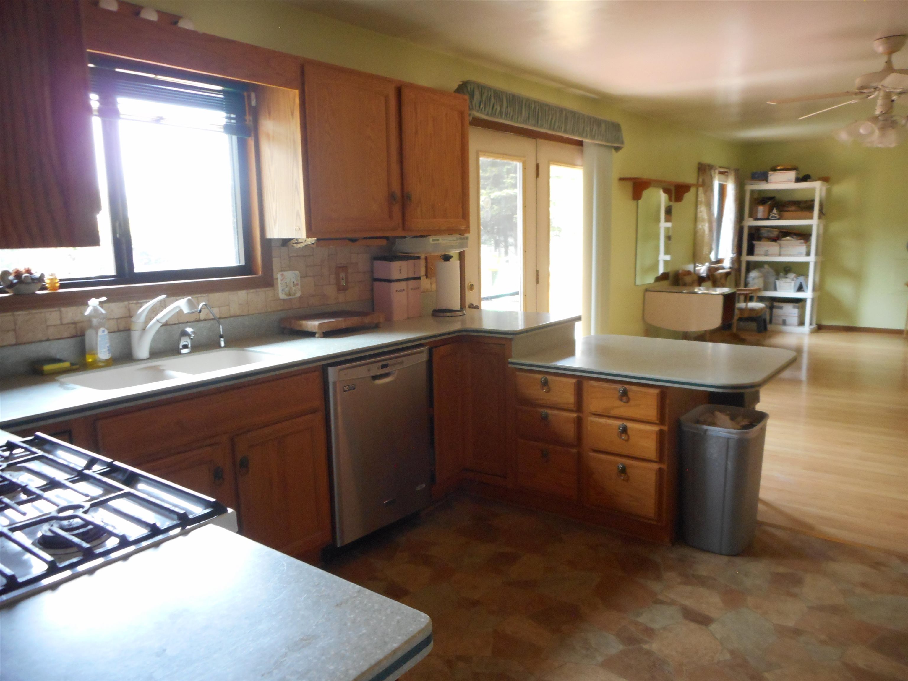 2575 West Huron Road Standish, MI 48658 - Photo 11 of 32