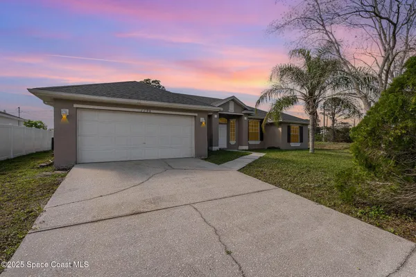 $2,300 | 1198 Kenmore Street Northwest, Palm Bay, FL 32907