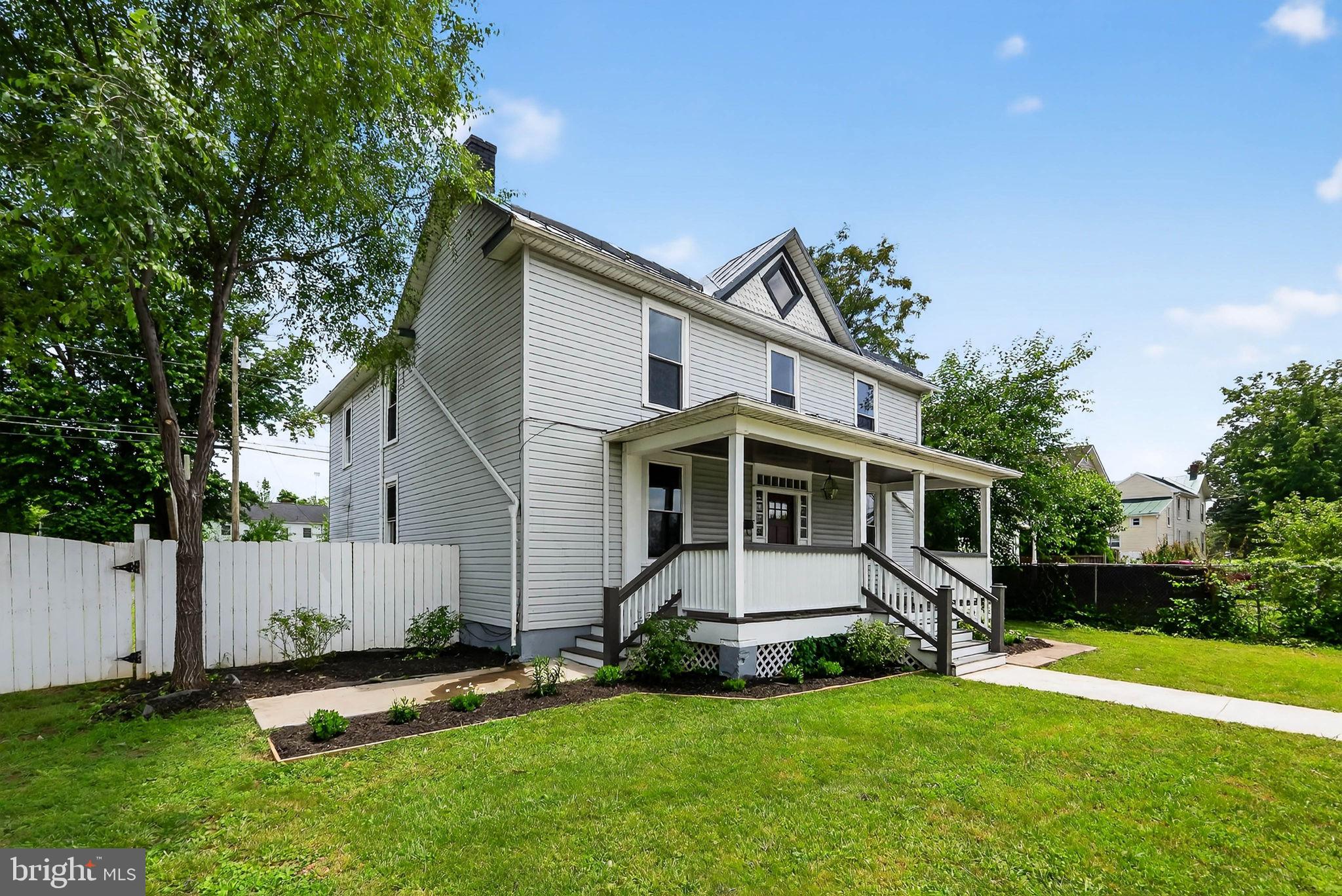 Newly-renovated home in prime Winchester location