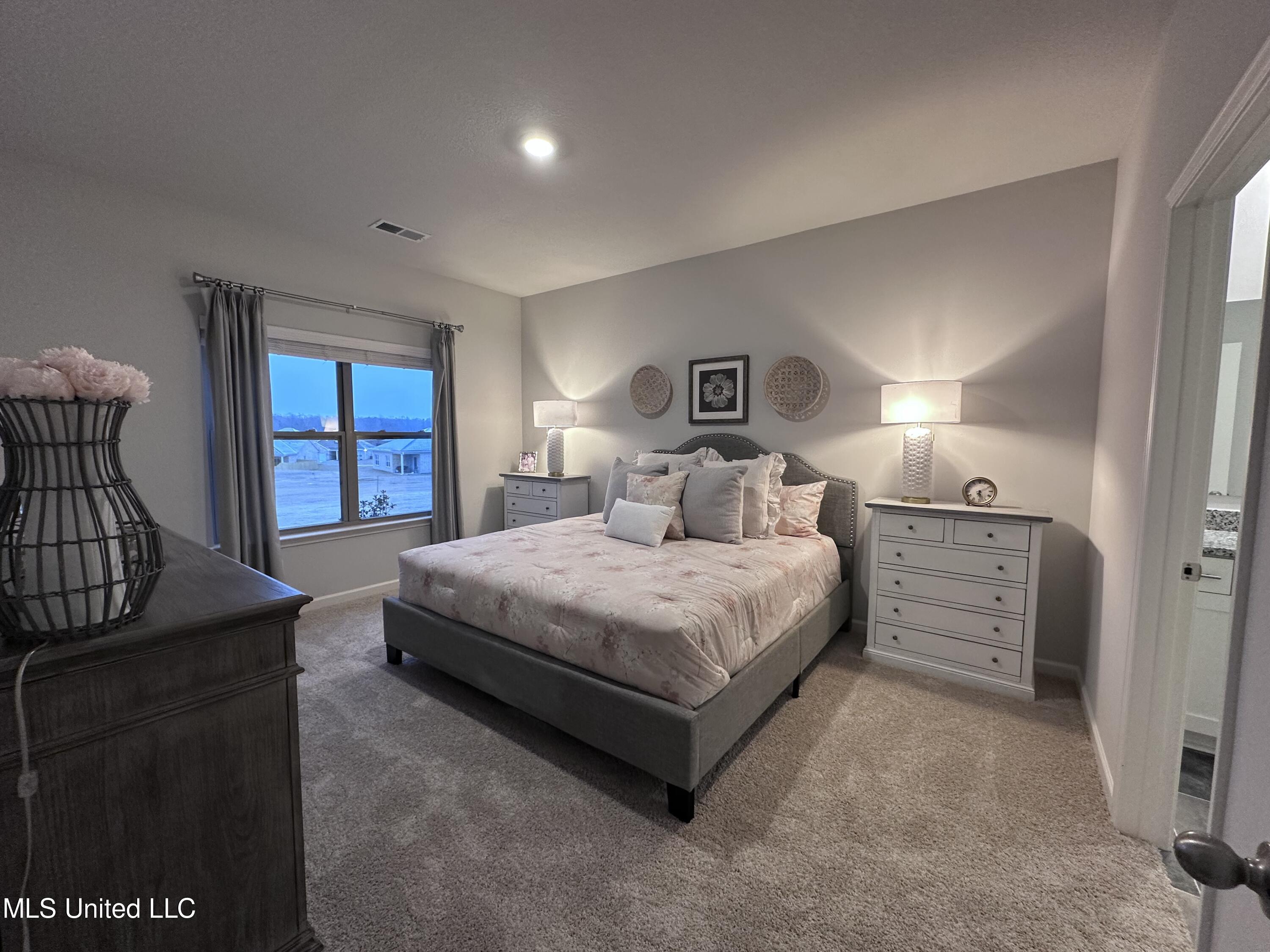 24 Pine Street Byhalia, MS 38611 - Photo 4 of 11 IMG_4080