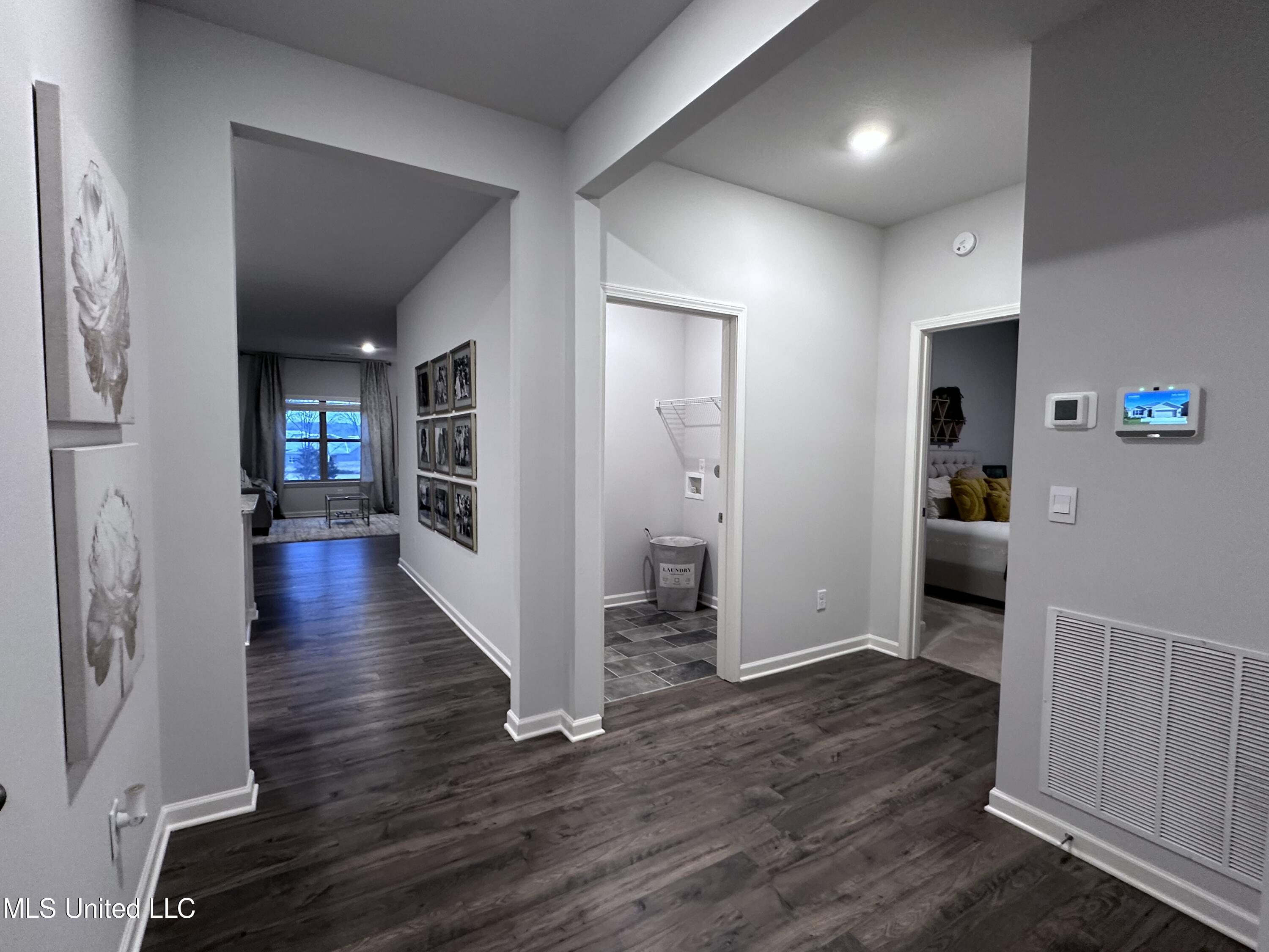 24 Pine Street Byhalia, MS 38611 - Photo 9 of 11 IMG_4074