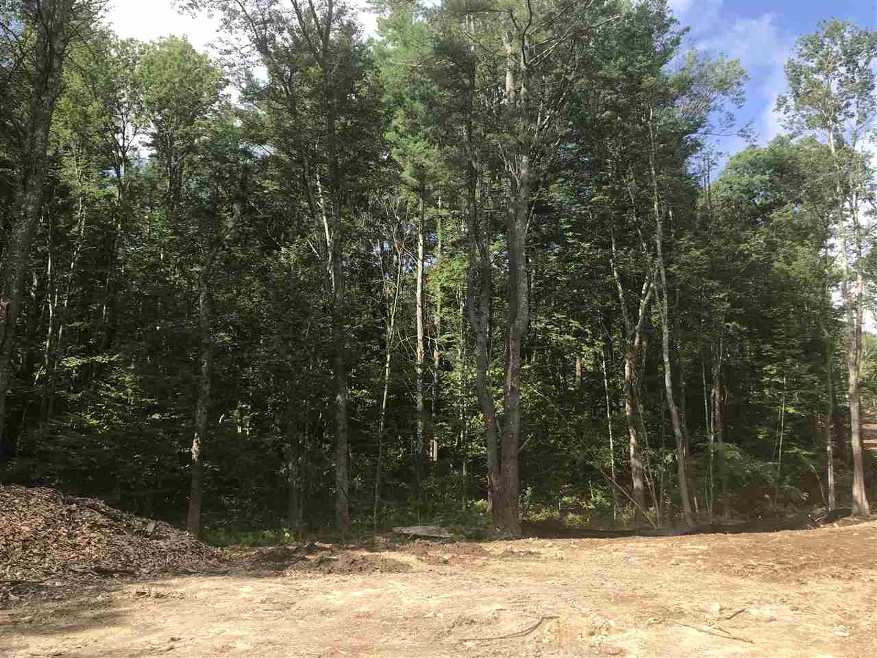 77 Haverhill Road Salem, NH 03079 - Photo 2 of 8