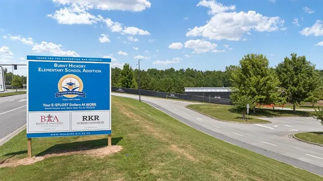 $374,990 | 341 Majestic Oak Circle, Dallas, GA 30132